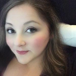 Meet your Posher, Sasha